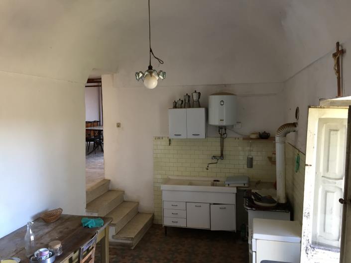 Image No.19-3 Bed Property for sale