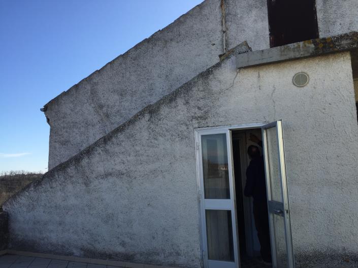 Image No.32-3 Bed Property for sale