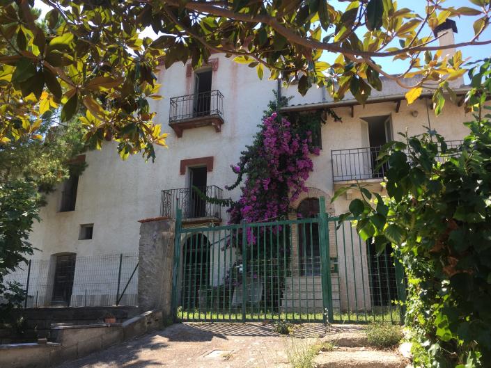 Image No.44-3 Bed Property for sale