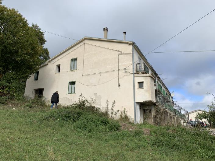 Image No.41-4 Bed Village House for sale