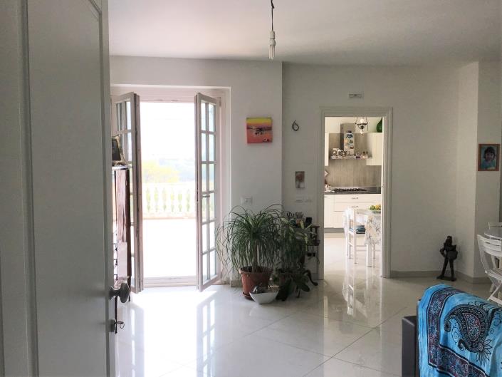 Image No.8-7 Bed Villa / Detached for sale