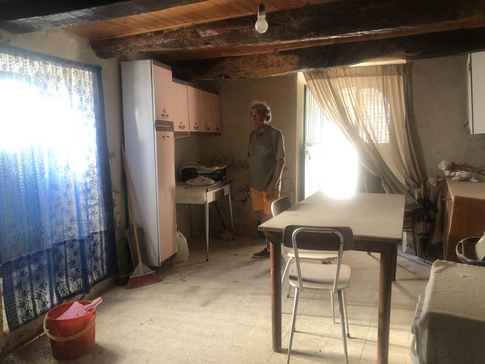 Image No.32-2 Bed Townhouse for sale