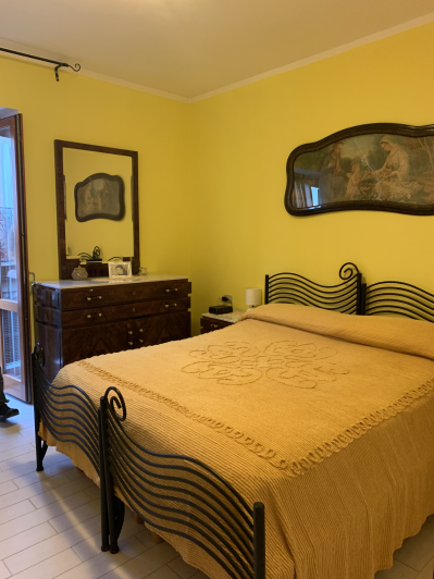 Image No.33-3 Bed Townhouse for sale