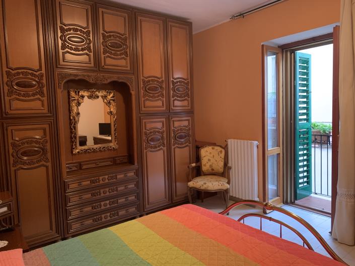 Image No.36-3 Bed Townhouse for sale