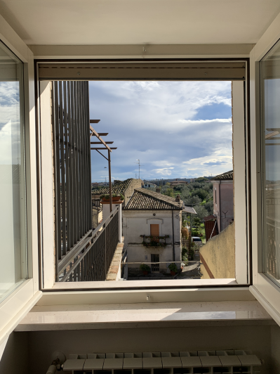 Image No.27-3 Bed Townhouse for sale