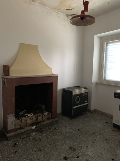 Image No.10-2 Bed Bar for sale