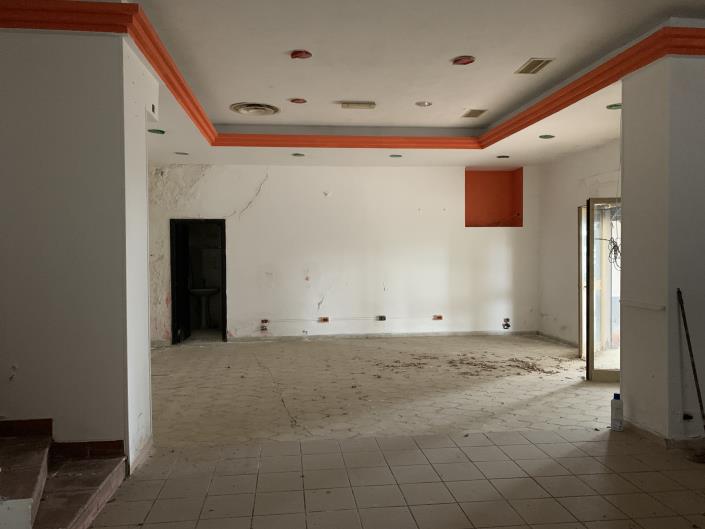 Image No.29-2 Bed Bar for sale