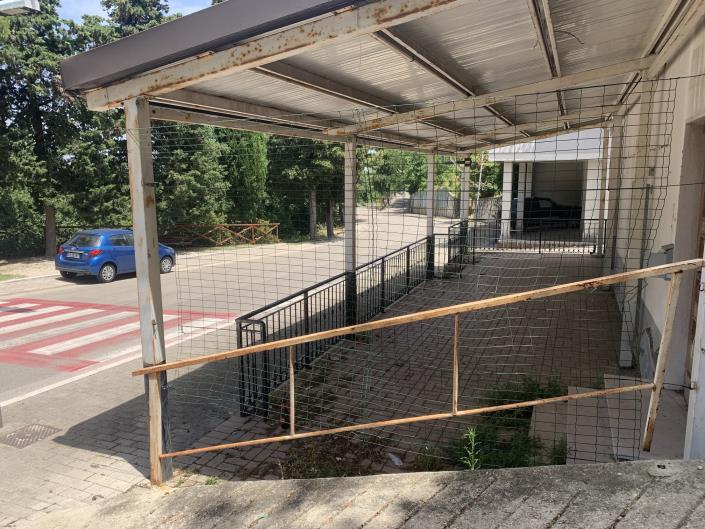 Image No.5-2 Bed Bar for sale