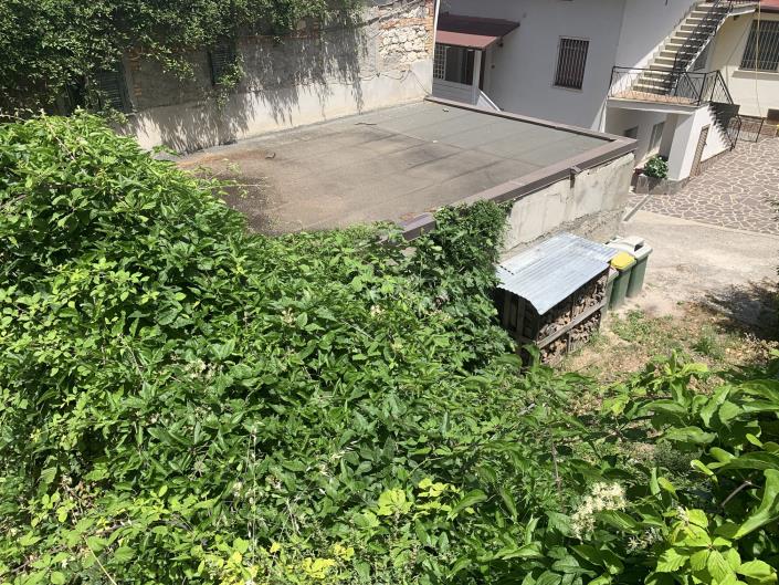 Image No.41-2 Bed Bar for sale