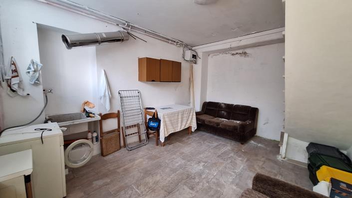 Image No.17-1 Bed Townhouse for sale