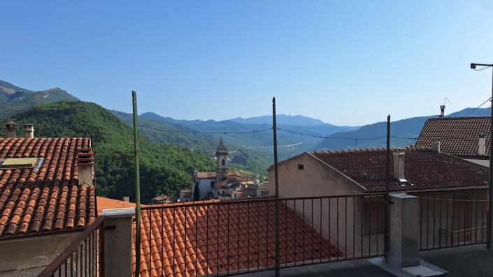 Image No.42-1 Bed Townhouse for sale