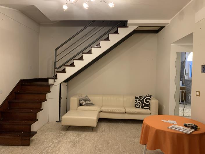 Image No.5-2 Bed Townhouse for sale