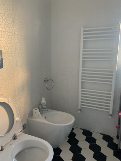 Image No.26-2 Bed Townhouse for sale