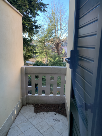 Image No.28-2 Bed Townhouse for sale