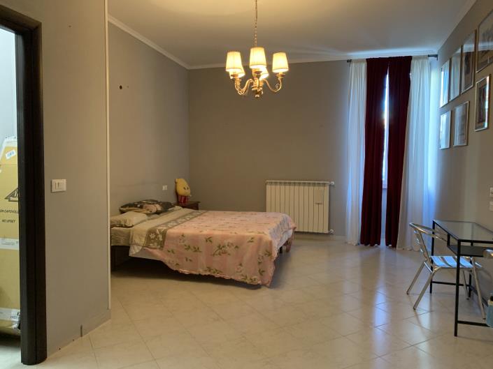 Image No.31-2 Bed Townhouse for sale