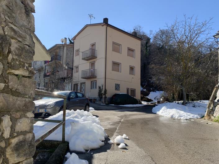 Image No.4-Maison de ville de 4 chambres à vendre à Tornareccio