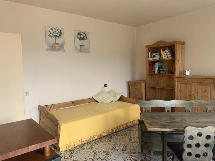 Image No.14-2 Bed Property for sale