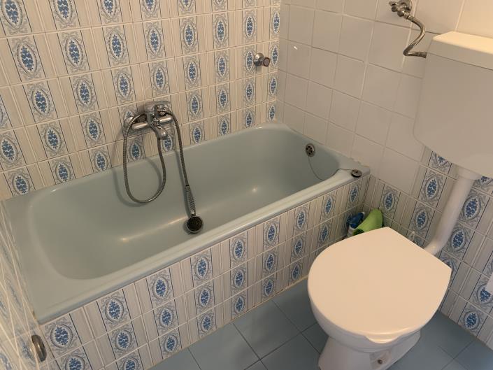 Image No.22-2 Bed Property for sale