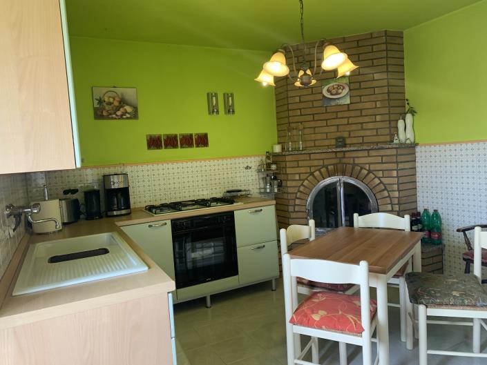 Image No.30-2 Bed Property for sale