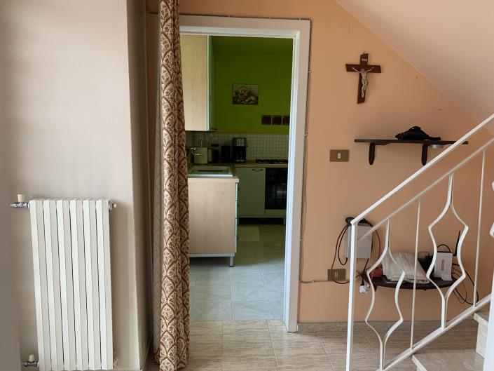 Image No.50-2 Bed Property for sale