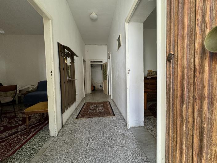 Image No.18-1 Bed Townhouse for sale