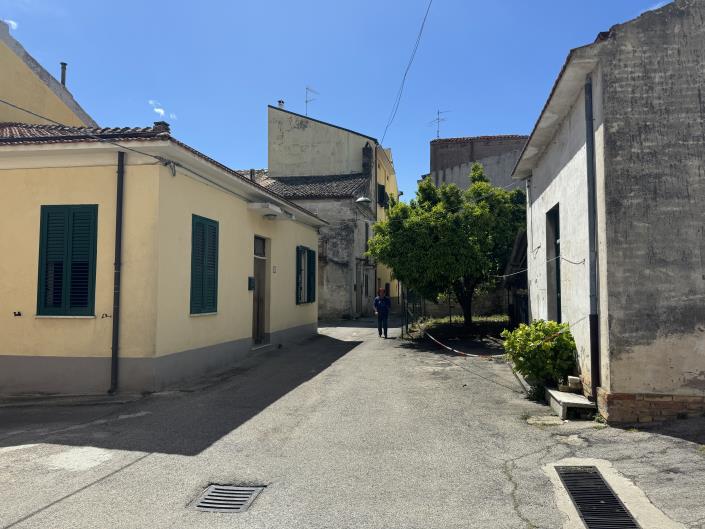 Image No.42-1 Bed Townhouse for sale