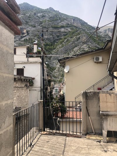 Image No.11-4 Bed Townhouse for sale