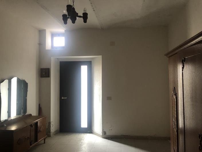 Image No.37-4 Bed Townhouse for sale