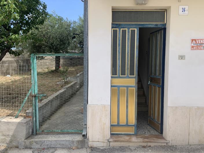 Image No.50-4 Bed Townhouse for sale