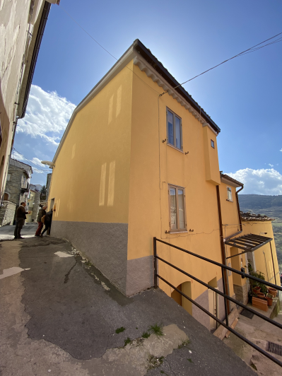 Image No.7-2 Bed Village House for sale