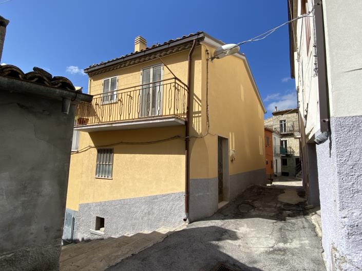 Image No.2-2 Bed Village House for sale