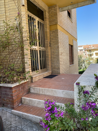 Image No.4-3 Bed Apartment for sale