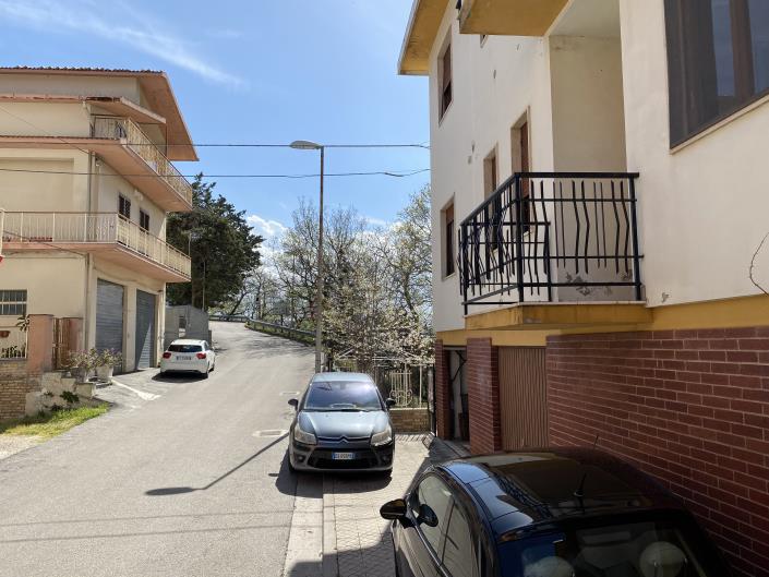 Image No.35-3 Bed Apartment for sale