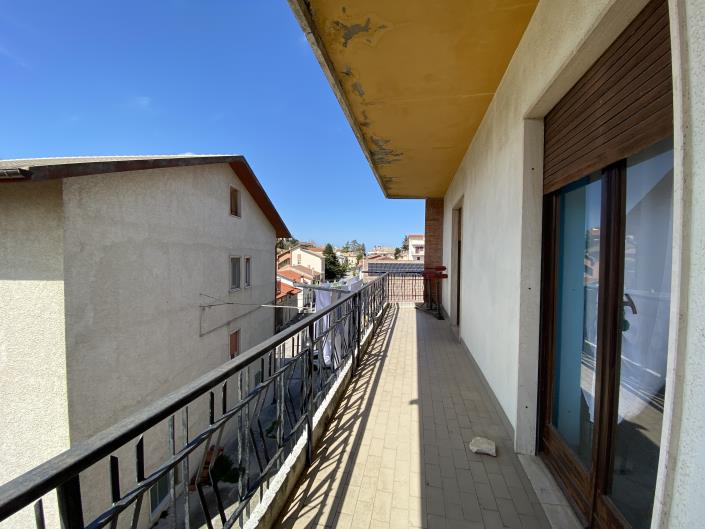 Image No.13-3 Bed Apartment for sale