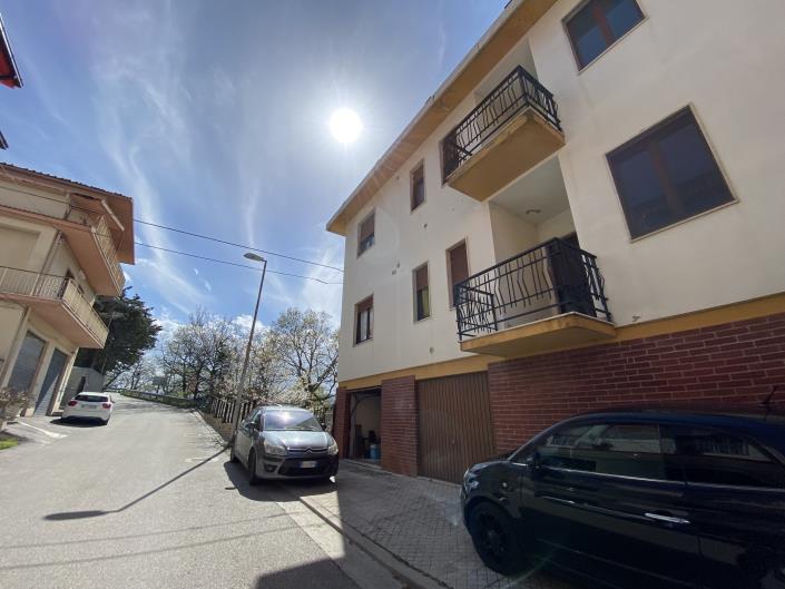 Image No.39-3 Bed Apartment for sale