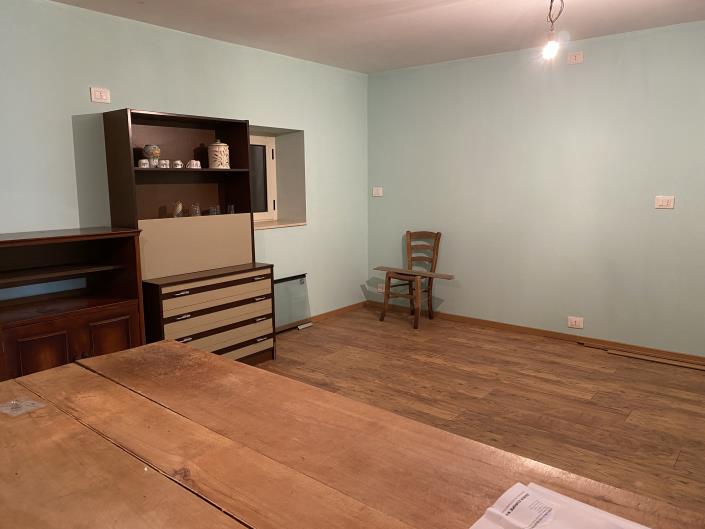 Image No.14-4 Bed Country House for sale