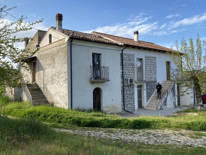 Image No.31-4 Bed Country House for sale