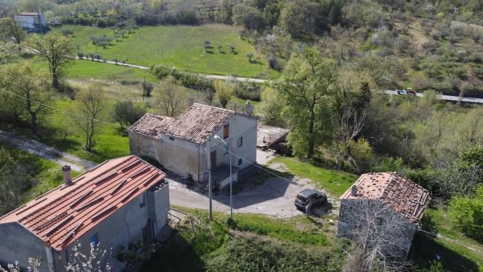 Image No.56-2 Bed Country House for sale