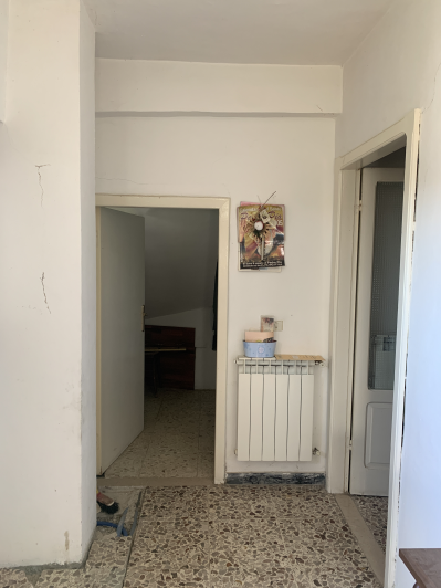 Image No.25-2 Bed House for sale