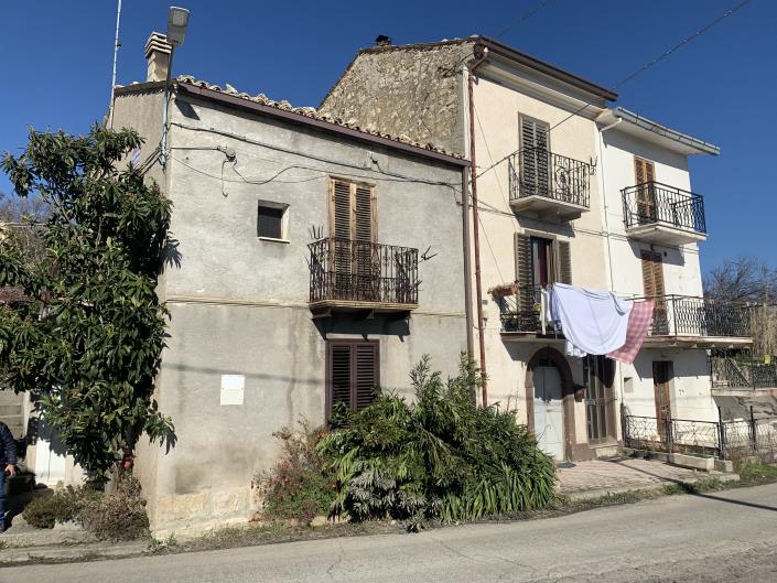 Image No.34-2 Bed House for sale