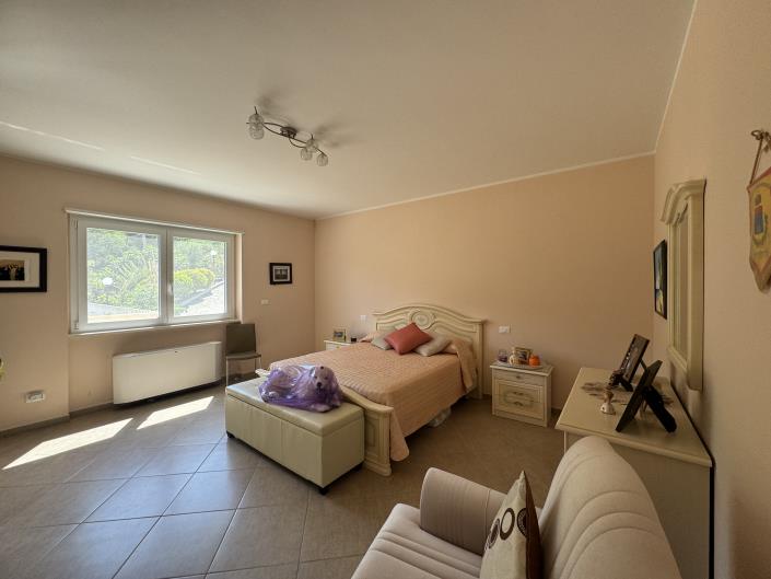 Image No.10-Villa / Détaché de 5 chambres à vendre à Villa Santa Maria