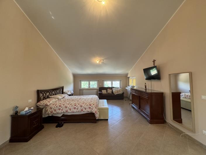 Image No.8-Villa / Détaché de 5 chambres à vendre à Villa Santa Maria