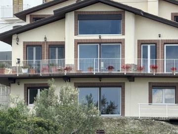 20240522_102936720_iOS