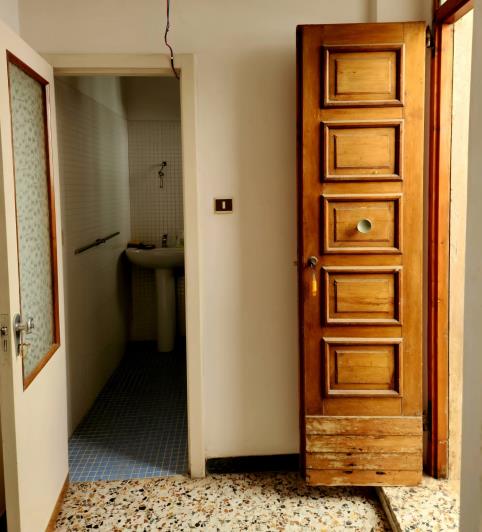 Image No.2-1 Bed House for sale