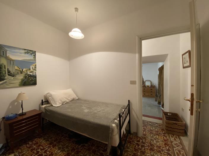 Image No.22-3 Bed House for sale