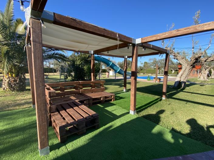 Image No.25-2 Bed Villa / Detached for sale