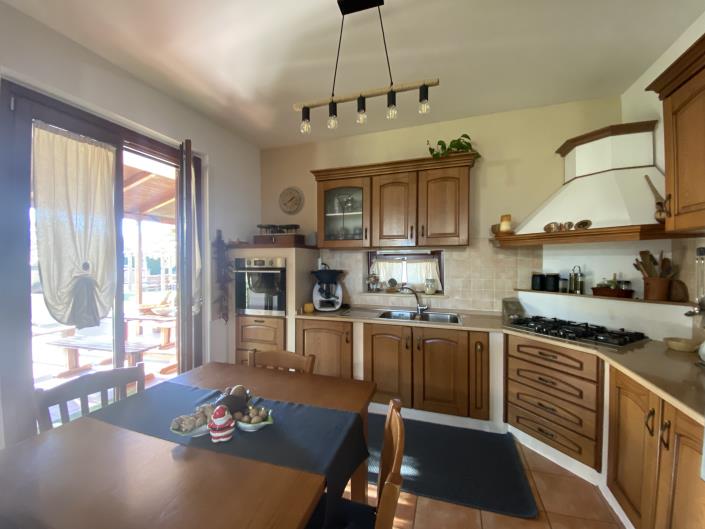 Image No.9-2 Bed Villa / Detached for sale