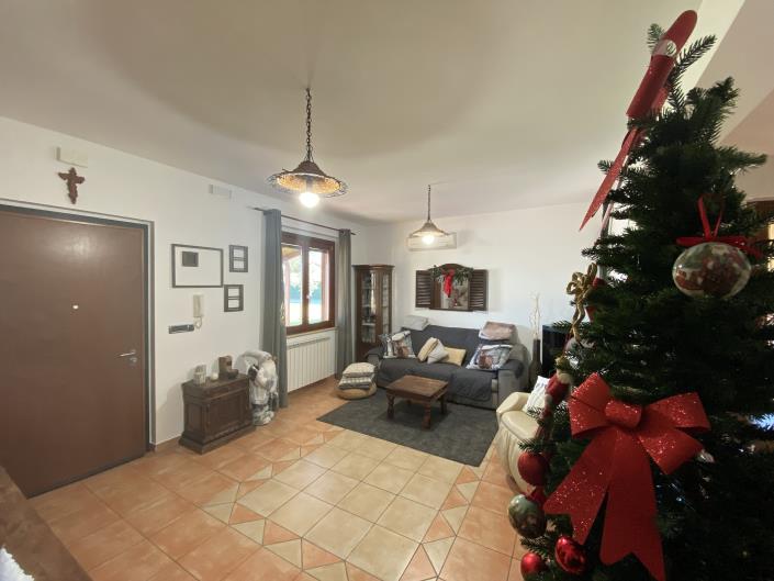 Image No.8-2 Bed Villa / Detached for sale