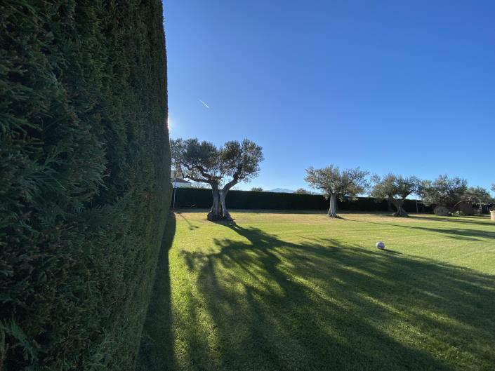 Image No.2-2 Bed Villa / Detached for sale