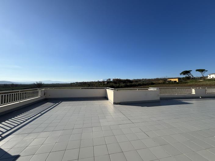 Image No.32-2 Bed Apartment for sale